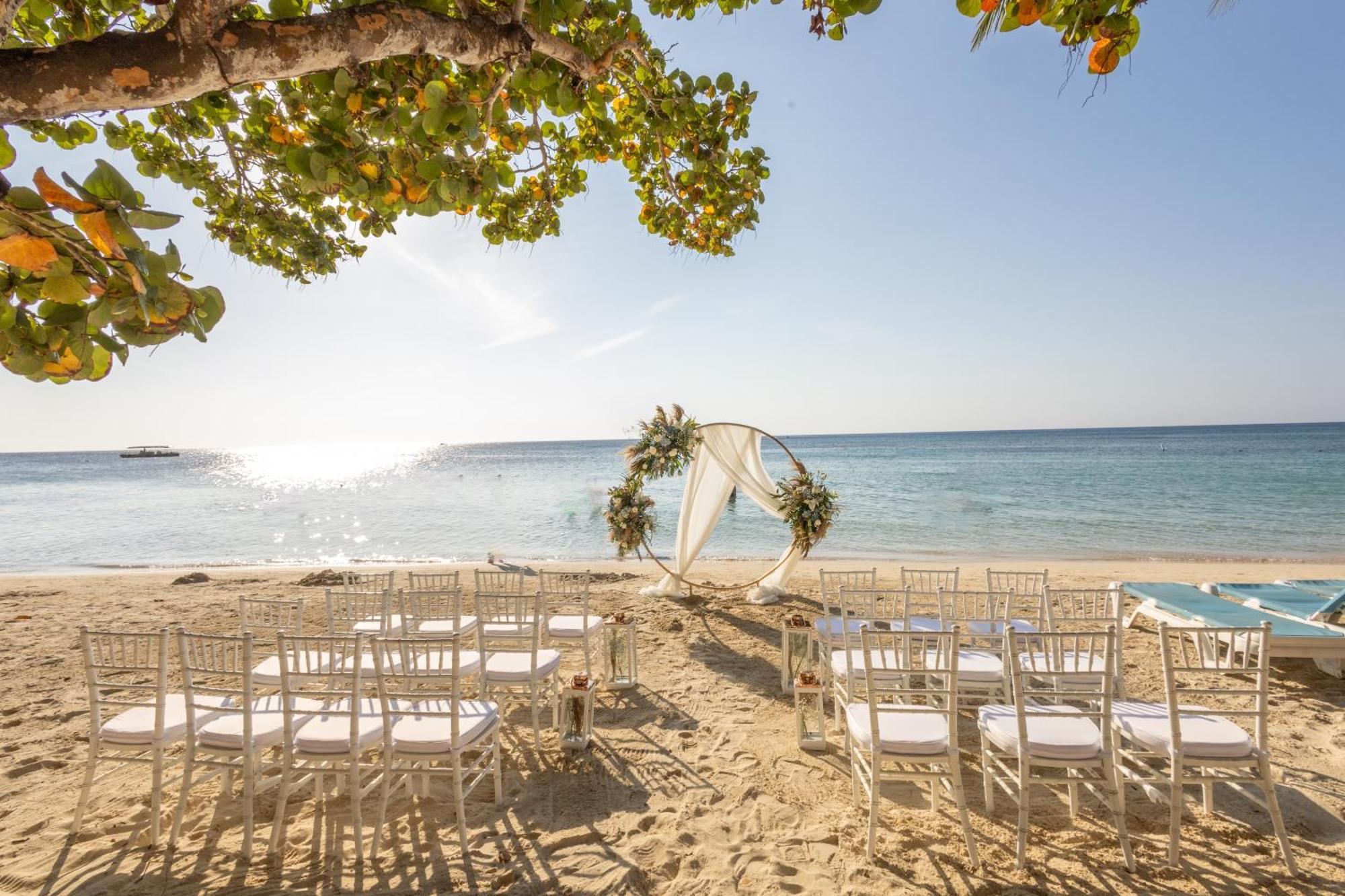 Infinity Bay Spa & Beach Resort West Bay Dış mekan fotoğraf